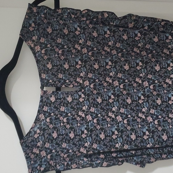XL Maternity Tie Waist Top Floral - Picture 3 of 4